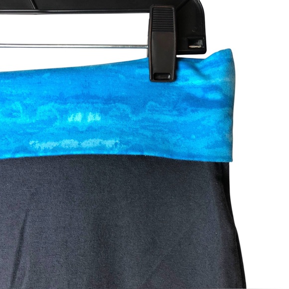 Old Navy Active Gray Capri Yoga Pants Blue TieDye Fold Over Waist  Womens Size S - Picture 4 of 7